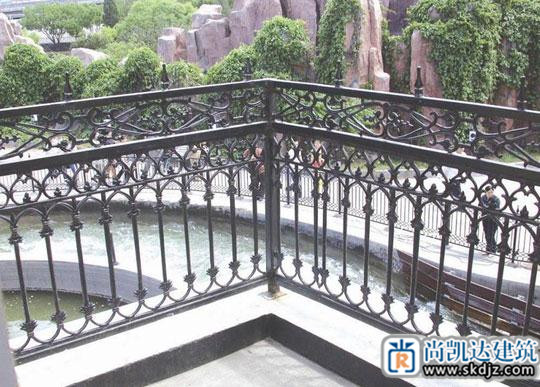 铁艺栏杆