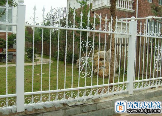 围墙栏杆