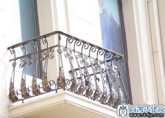 如何用铁艺勾勒艺术